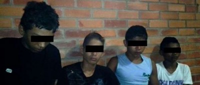 Pai de menor acusado de estupro coletivo agride jornalista