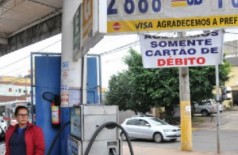 Queda de consumo pressiona redução do preço da gasolina em MS
