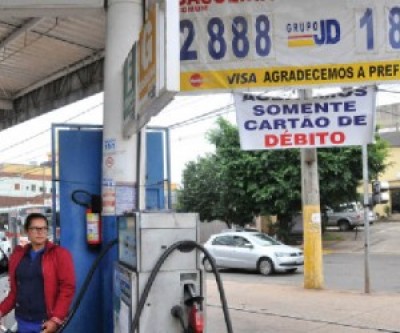 Queda de consumo pressiona redução do preço da gasolina em MS