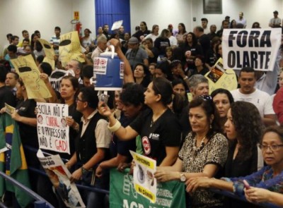 Primeira sessão após Lama Asfáltica termina em confusão e pancadaria na Câmara de Campo Grande