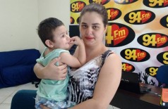 Amor sem limites: mãe douradense faz campanha para filho de dois anos se tratar no exterior