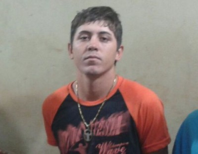 Jovem de 18 anos é preso acusado de tráfico de droga na Vila Cachoeirinha