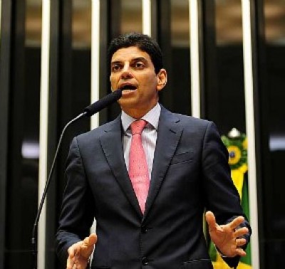 Procurador da Câmara tenta instituir lei que visa coibir crime de injúria contra deputados (Agência Câmara)