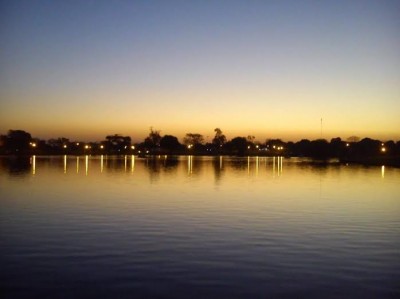Fotografia vencedora de 2014 na categoria telefone celular ilustra o entardecer no parque Antenor Martins (Lucas de Oliveira Brasileiro)