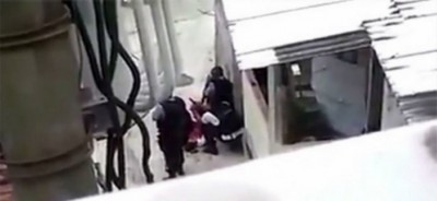 Policiais são flagrados ao forjarem disparo de jovem já morto (assista)