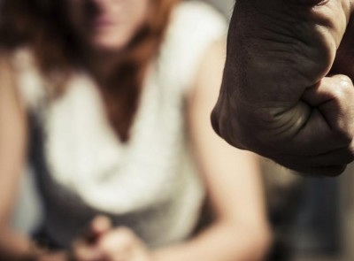 Grávida é agredida por companheiro 14 anos mais novo