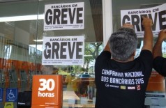 Bancários de Dourados e região aderiram de forma massiva à greve deflagrada em todo o país (Joacir Rodrigues/Divulgação)