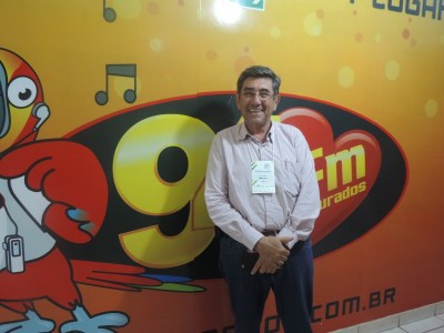 Nelson Cintra, diretor-presidente da Fundação de Turismo do Estado, visitou a 94 FM nesta sexta-feira (André Bento)