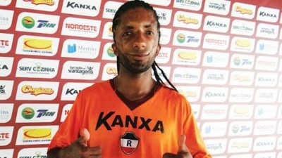 Léo Olinda e as marcas das 10 cirurgias em seu rosto: hoje, é destaque na Série D (DIVULGAÇÃO/RIVER ATLÉTICO CLUBE)
