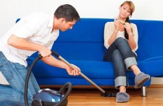Quanto mais o homem ajuda em casa maior é a probabilidade de divórcio, diz estudo