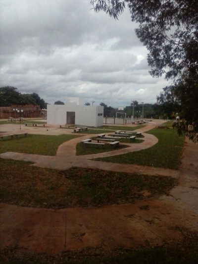 Praça pública em Itahum foi construída com recursos obtidos através de emenda parlamentar pelo então deputado... (94 FM)