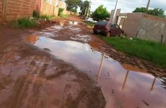 Douradenses contestam anúncio de asfaltos concluídos pela prefeitura em bairros