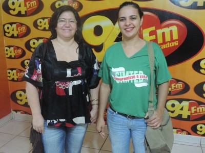 Eliza Romero e Gleice Jane Barbosa visitaram a 94 FM nesta segunda-feira (André Bento)