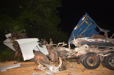 Colisão entre duas carretas mata um motorista e deixa outro em estado grave na MS-276 em Dourados