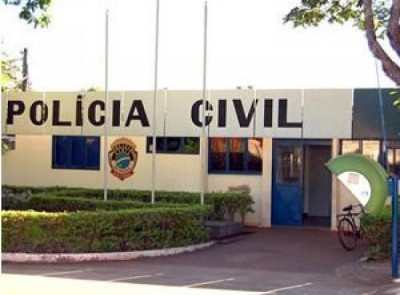 O buraco foi encontrado na cela 3 da delegacia (Midiamax)