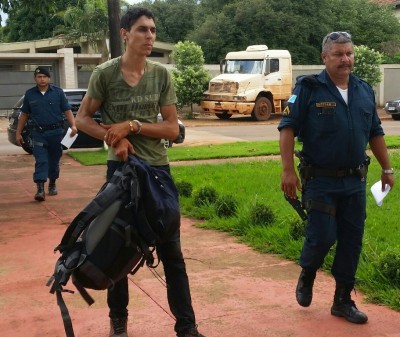 Campograndense é preso pela PM em Dourados tentando levar camionete roubada para o Paraguai