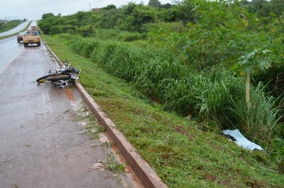 Polícia identifica mulher que morreu após colisão entre moto e ônibus em Dourados