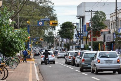 Trânsito de Dourados terá novo sistema de estacionamento rotativo, mais moderno e prático para a população (Assecom)