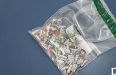 Na casa a Polícia encontrou 143 papelotes de pasta base de cocaína. ((Foto: Ricardo Albertoni/Diário Corumbaense))