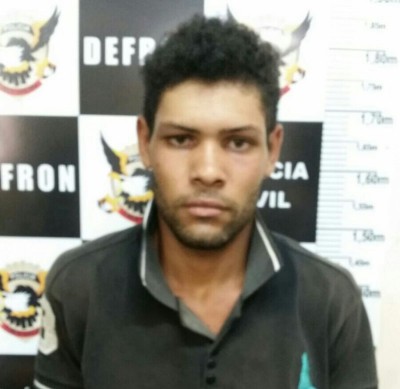 Alisson dos Santos Ferreira foi preso e autuado em flagrante por tráfico de drogas (Sidnei Bronka (94 FM))