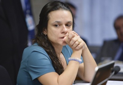 Janaina Paschoal, uma das autoras do pedido de impeachment da presidente Dilma Rousseff, em sessão da comissão... (Jefferson Rudy/Agência Senado)
