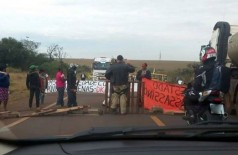 Rodovia bloqueada por índios é liberada após três horas em Dourados