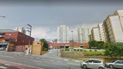 O casal havia acabado de participar de um assalto ao Ricoy Supermercados (Reprodução/Google Maps)
