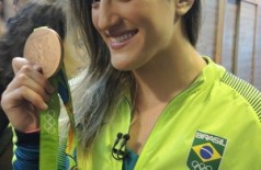 Mayra Aguiar conquistou o seu segundo bronze olímpico ((Foto: David Abramvezt))