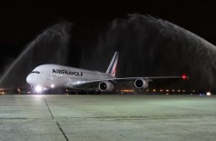 A380 que pousou na noite de segunda no Galeão (Luis Alberto Neves/Divulgação)