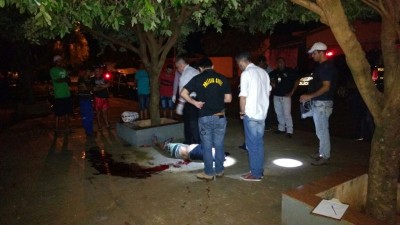 Mulher e homem são assassinados com vários tiros no Jardim Itália