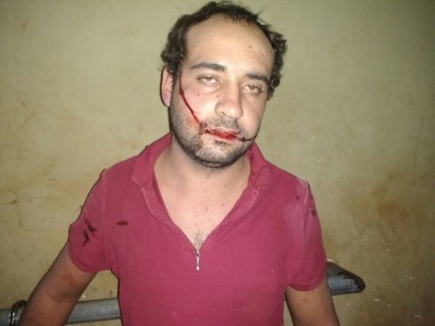 Homem tenta roubar caminhonete de médico, é agredido por populares e acaba preso (Foto: Adilson Domingos) ()