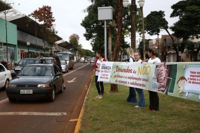 Blitz na avenida Marcelino Pires chamou a atenção para o dia nacional de combate à exploração sexual de crianç... ()