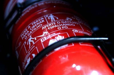 Extintor ABC (Foto: Reprodução) ()